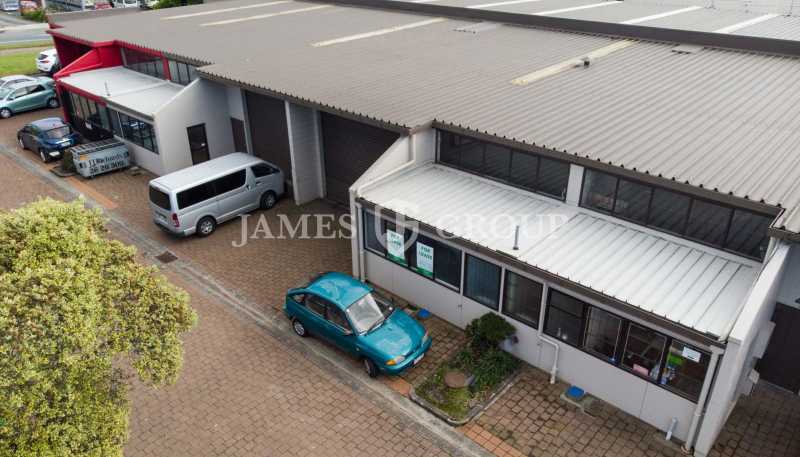 3B/64 Henderson Valley Road, Henderson