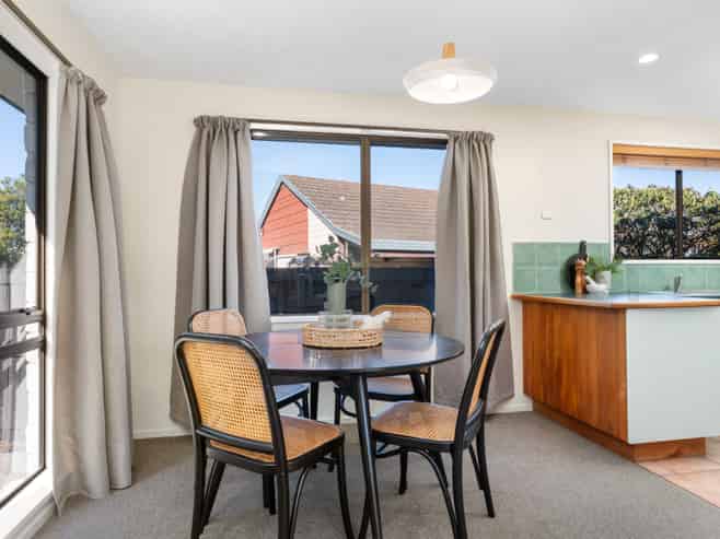 54B Dunbarton Street, Redwood