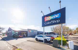 High-Profile Blue-Chip Retail Investment