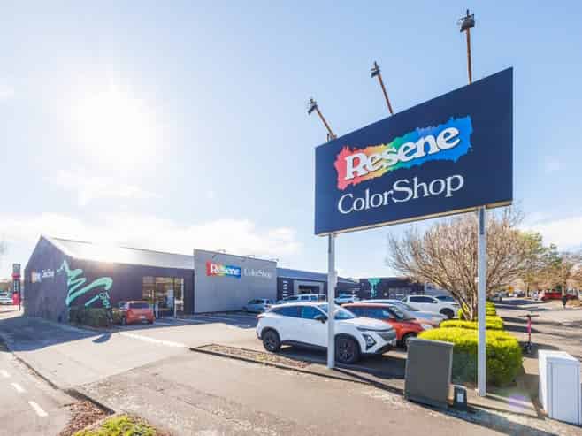 High-Profile Blue-Chip Retail Investment