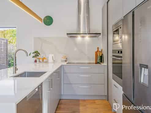 49 Wairere Road, Belmont