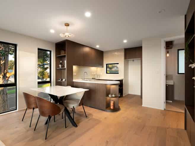 182 Tripoli Road, Point England