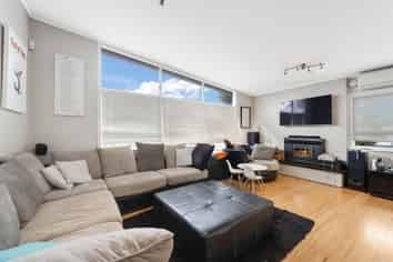 11 Swan Crescent, Pakuranga