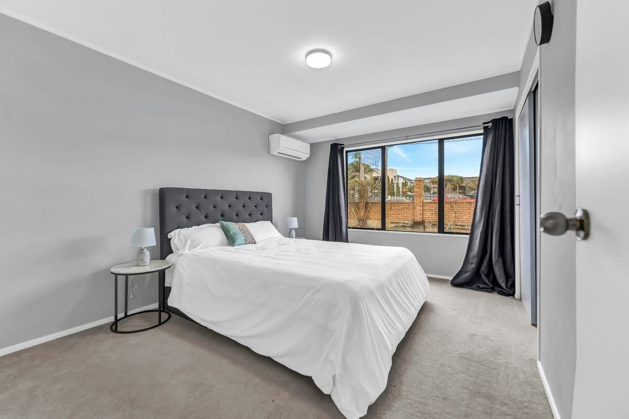 2 Bedroom- Mount Roskill - Aanzicht 6