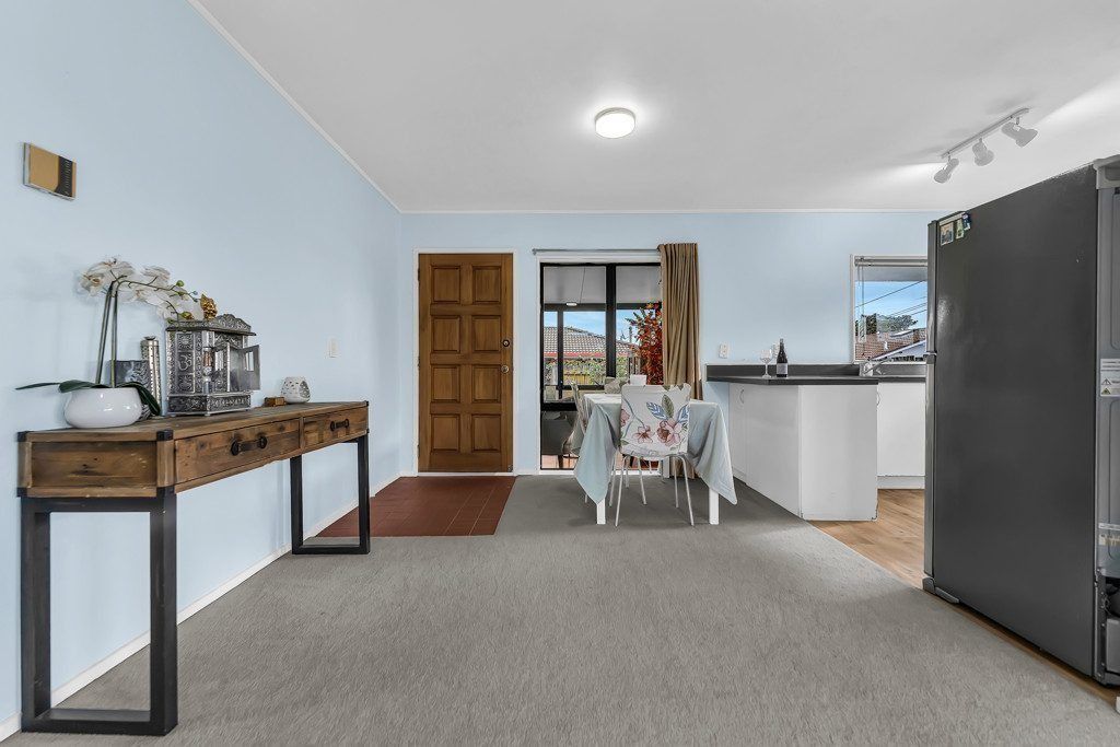 2 Bedroom- Mount Roskill - Aanzicht 3