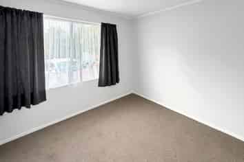 16A Cole Street, Dannevirke