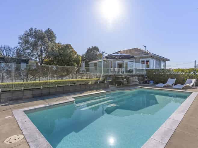1 Cassino Street, Bayswater