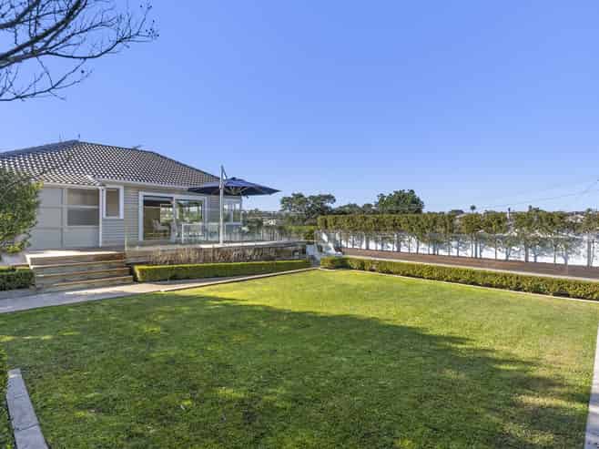 1 Cassino Street, Bayswater