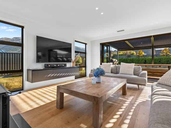53 Timsfield Drive, Lake Hawea
