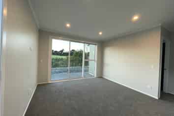 24 Koreke Close, Porirua