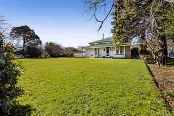 24 Castle, Eltham