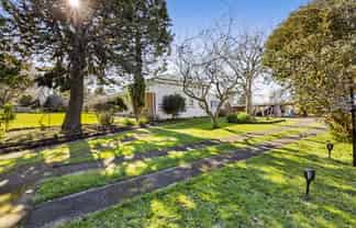 24 Castle, Eltham