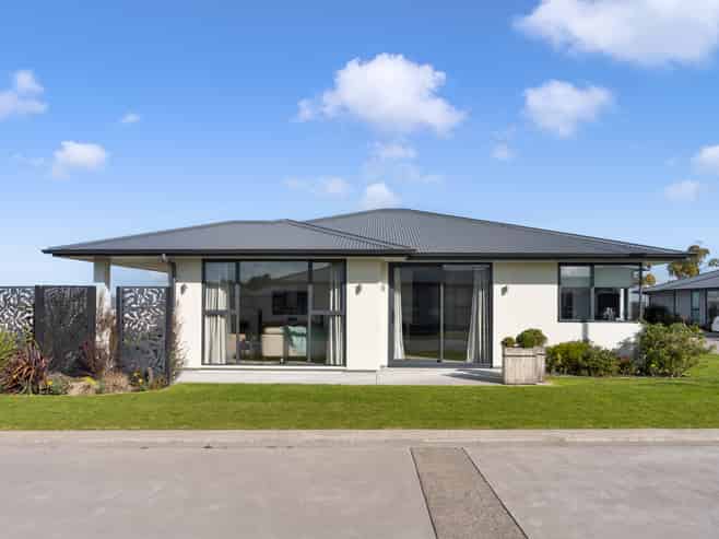 51 Driving Range Road, Masterton