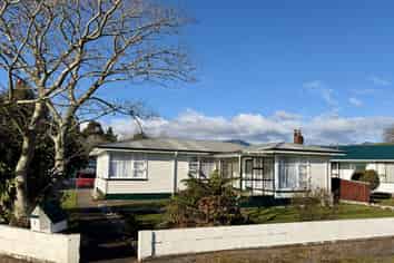 7 Eastons Road, Westport
