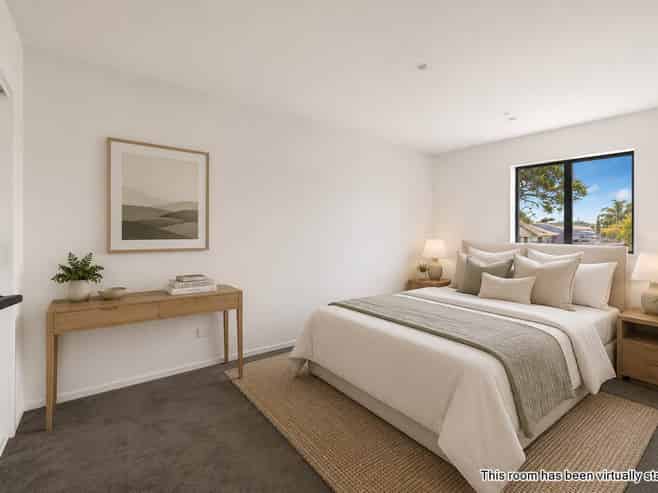 17D Martin Place, Kelston