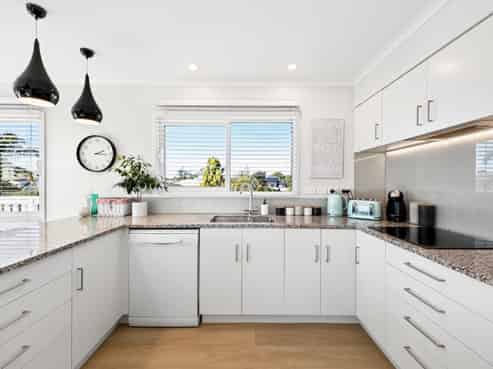 66 Fishermans Drive, Coastlands