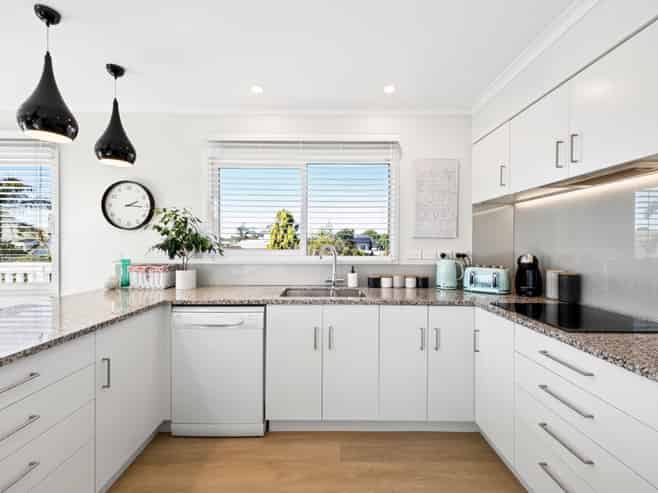 66 Fishermans Drive, Coastlands
