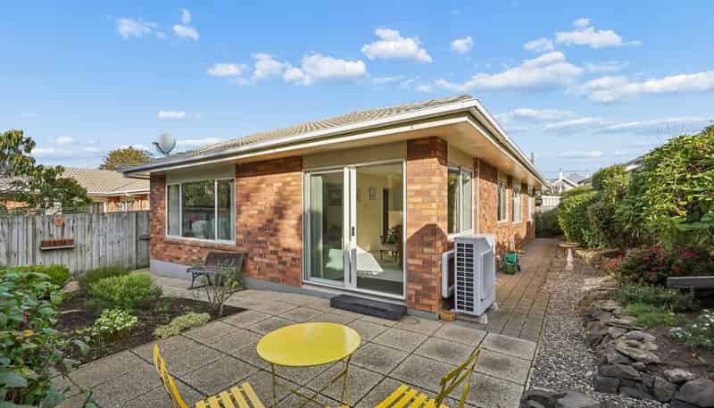 64B Rosebery Street, Belleknowes