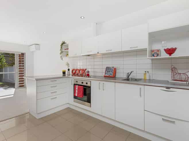 A4/60 Masons Road, Oteha