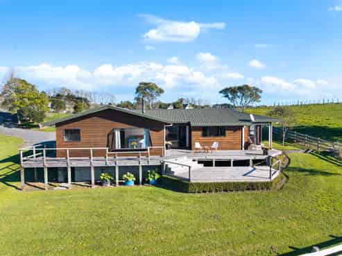 171 McGregor Road,, Clevedon