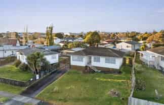 45 Moncrieff Avenue, Clendon Park