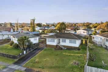 45 Moncrieff Avenue, Clendon Park