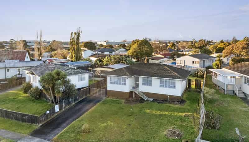 45 Moncrieff Avenue, Clendon Park