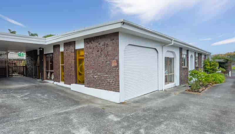 1/51A View Road, Henderson