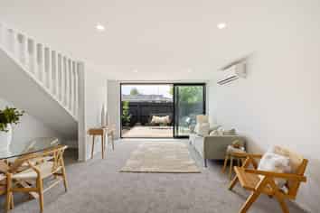 1/153 Springfield Road, Saint Albans
