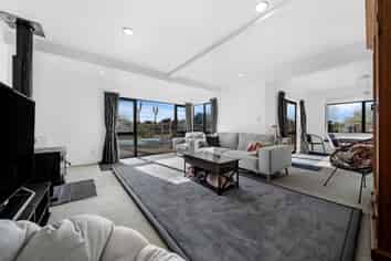130 Heights Road, Pukekohe