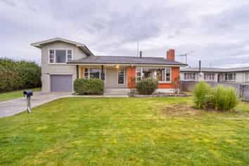 71 Albert Street, Winton