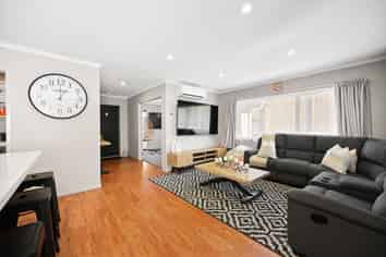 19 Lavender Way, Huntington