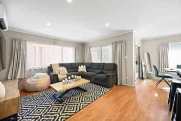 19 Lavender Way, Huntington