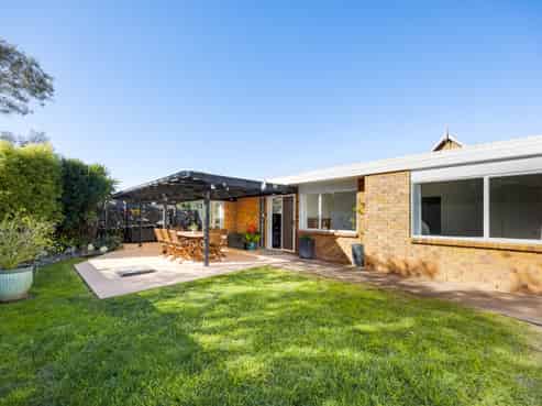 5 Shadon Place, Stanmore Bay