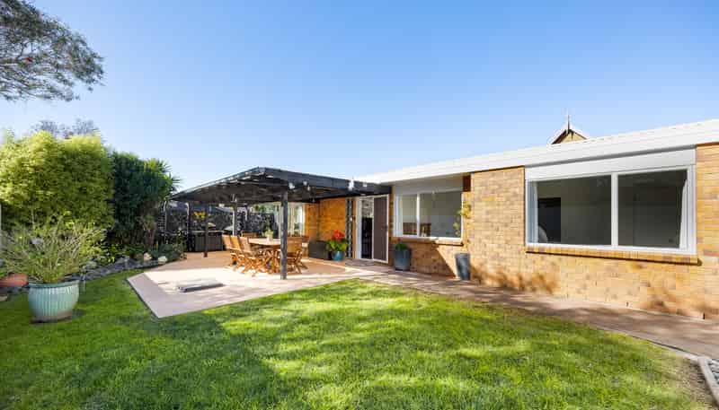 5 Shadon Place, Stanmore Bay