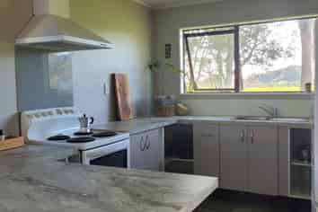 8B Hughes Place, Taneatua