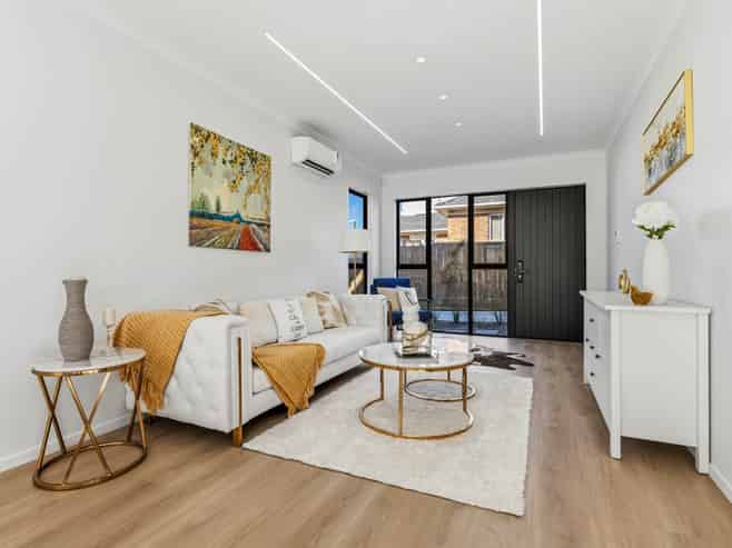 Lot 2/23 Peverill Crescent, Papatoetoe