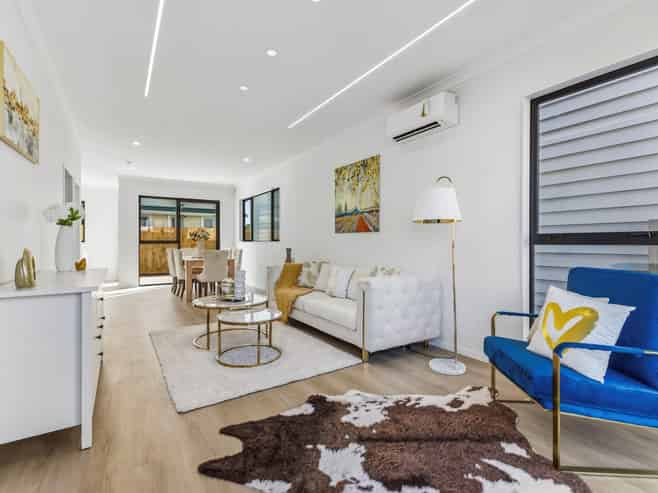 Lot 2/23 Peverill Crescent, Papatoetoe