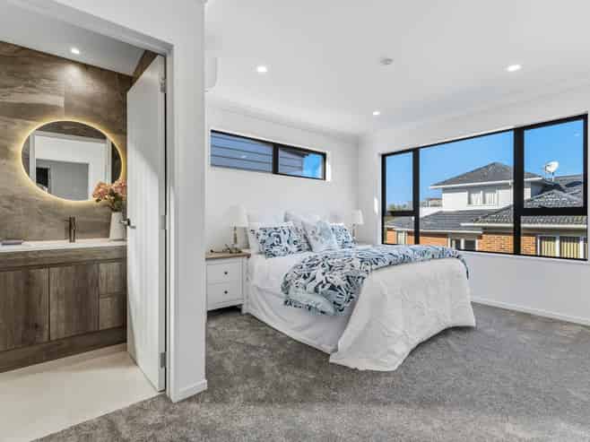 Lot 2/23 Peverill Crescent, Papatoetoe