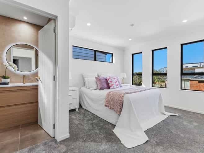 Lot 3/23 Peverill Crescent, Papatoetoe