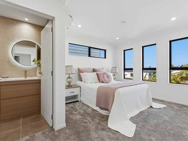 Lot 5/23 Peverill Crescent, Papatoetoe
