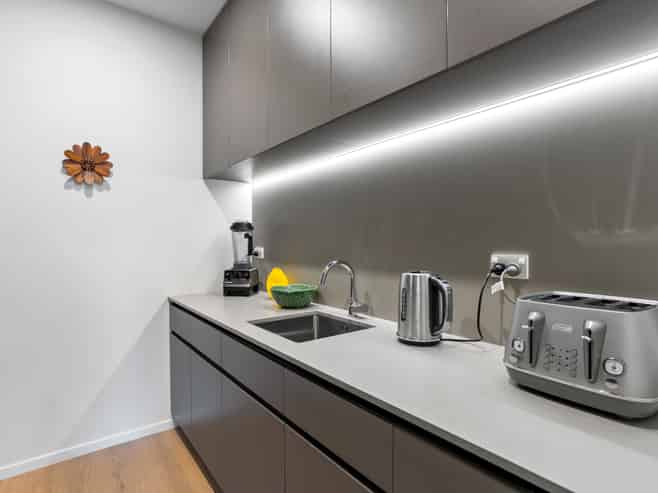 9D Allendale Road, Mount Albert