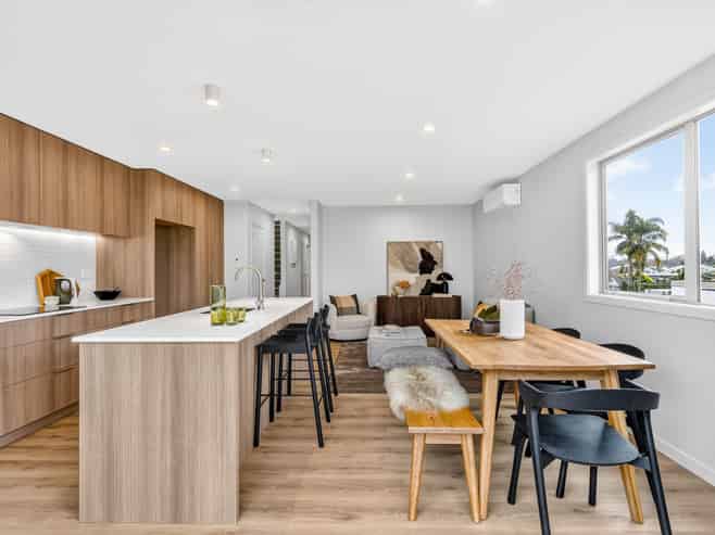 2/1 Teddy Street, Whitiora