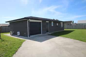 92 Hinemoa Street, Levin