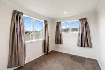 92 Hinemoa Street, Levin