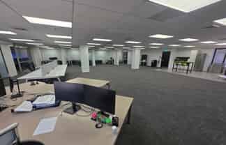 393sqm CBD Office | 6 Car Parks Available