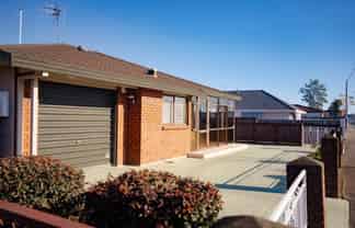 1/202 Southampton Street West, Hastings