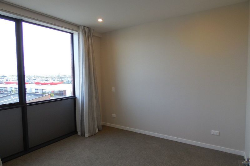 Hobsonville, 2 bedrooms, $650 - Altro