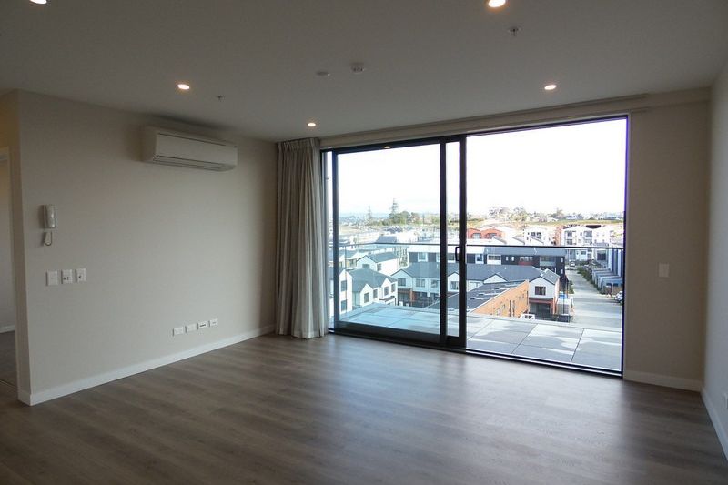 Hobsonville, 2 bedrooms, $650 - Vista 3