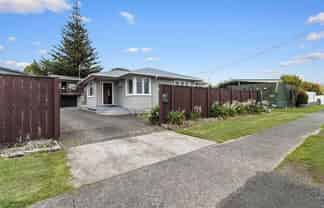 73 Pohutakawa Place, Bell Block